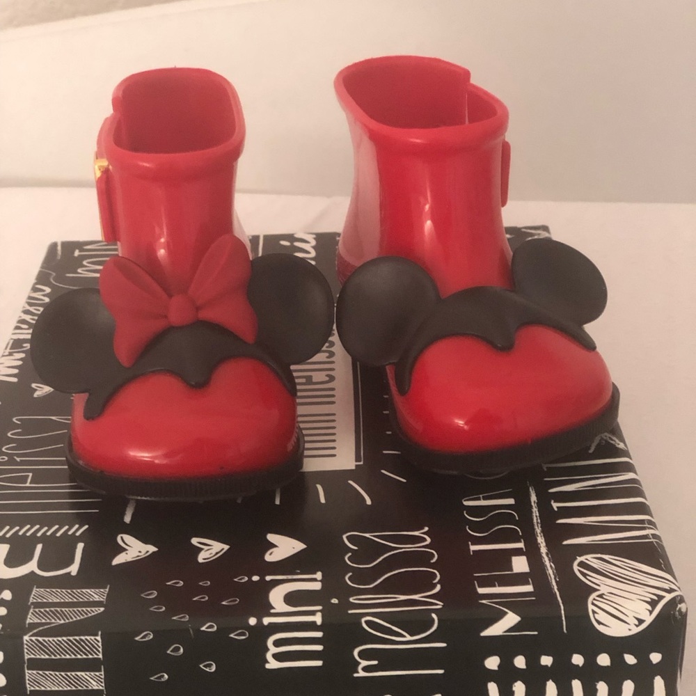 Kids Mini Melissa red Minnie Mouse boots